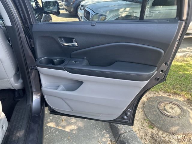 Used 2017 Honda Pilot Touring image 33