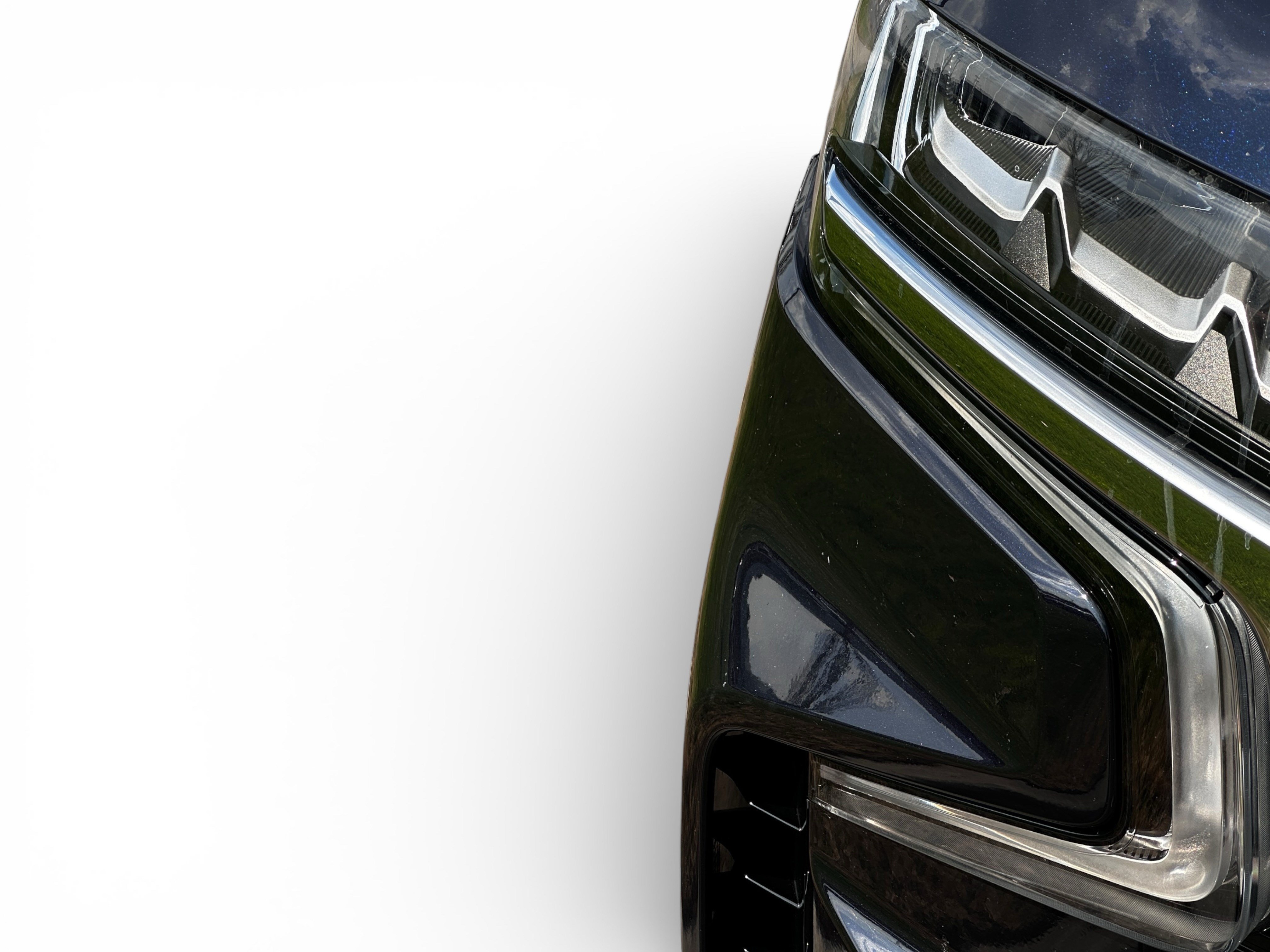 Used 2024 Chevrolet Tahoe High Country AWD/4WD image 6