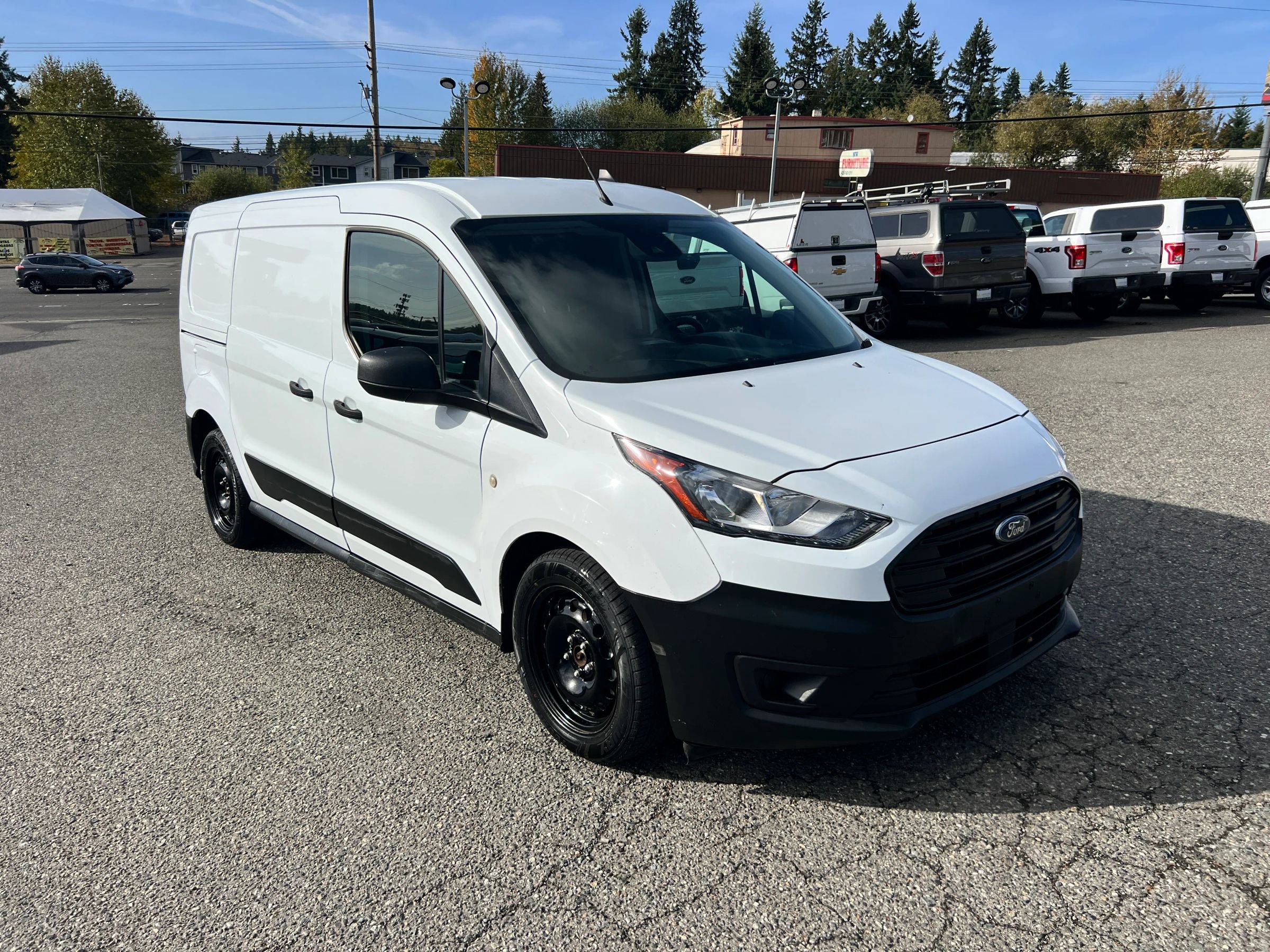 Used 2022 Ford Transit Connect XL image 3