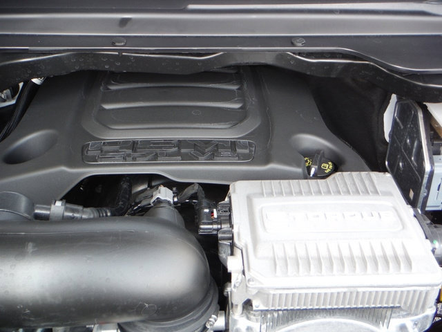 New 2027 RAM 1500 4x4 Crew Cab image 10