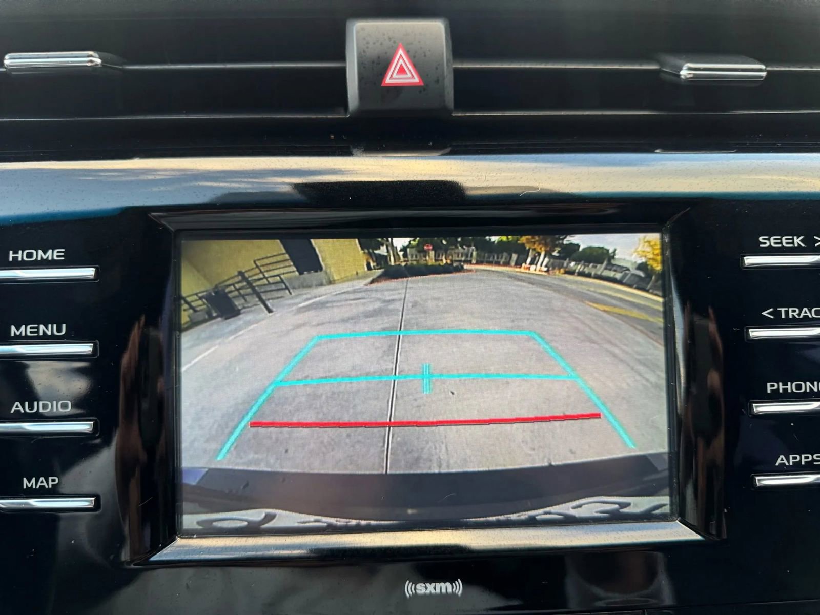 Used 2020 Toyota Camry SE image 20