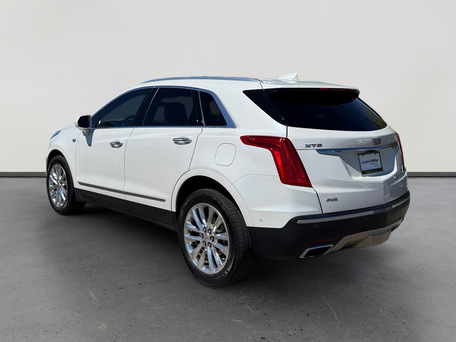 Used 2019 Cadillac XT5 Platinum image 3