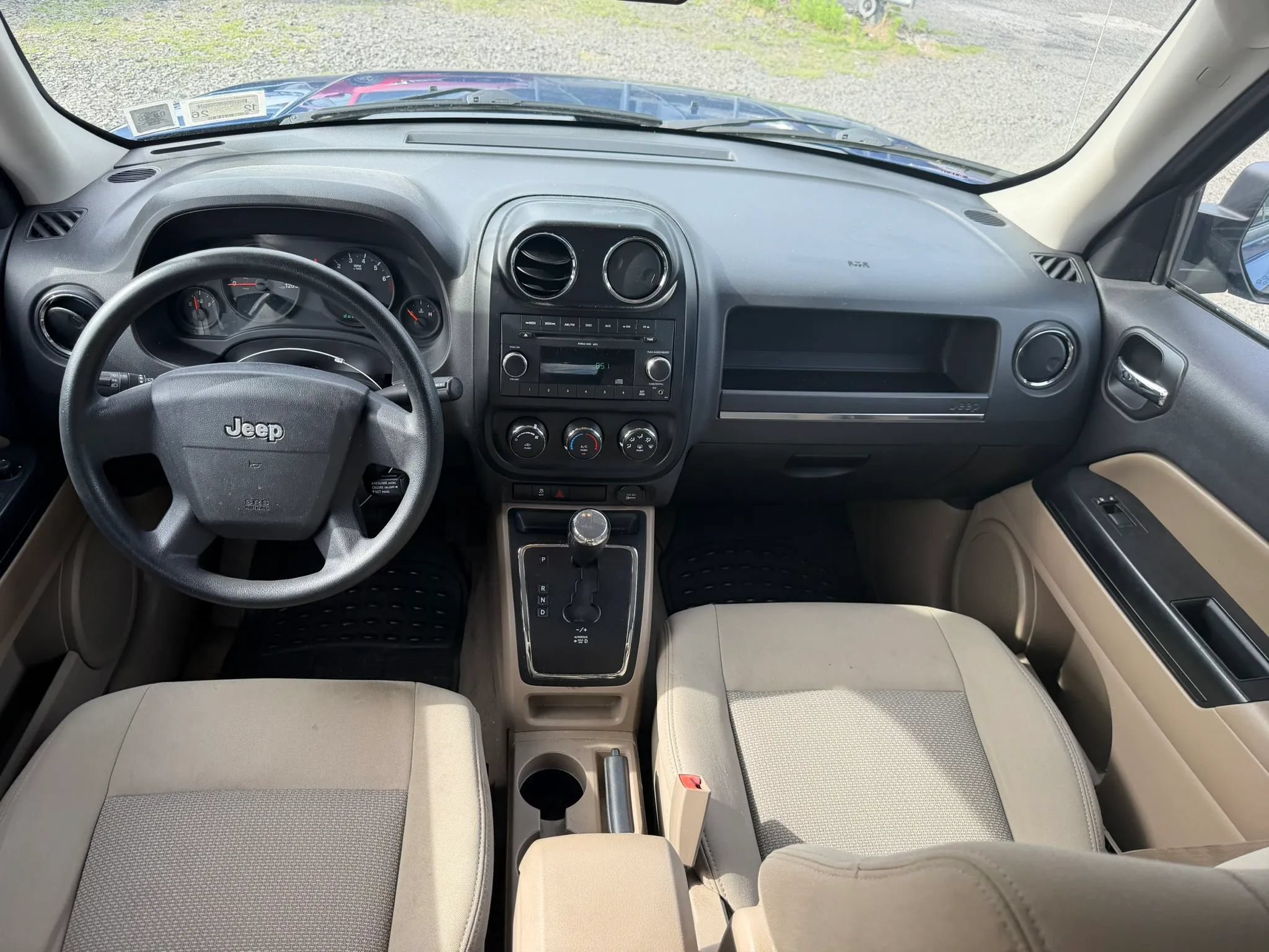 Used 2010 Jeep Patriot Sport AWD/4WD image 27