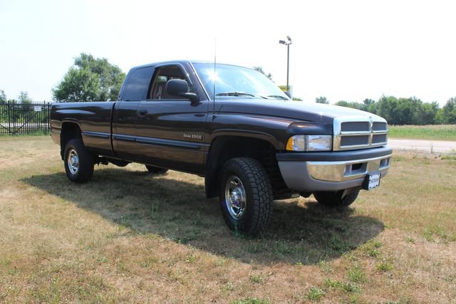Used 1998 Dodge Ram 2500 Truck 4x4 Quad Cab image 5