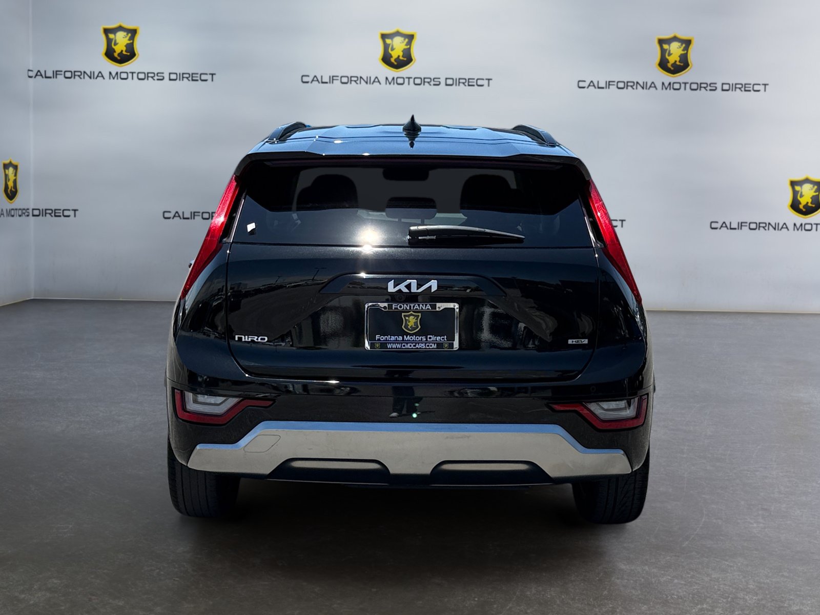 Used 2023 Kia Niro SX Touring FWD image 4