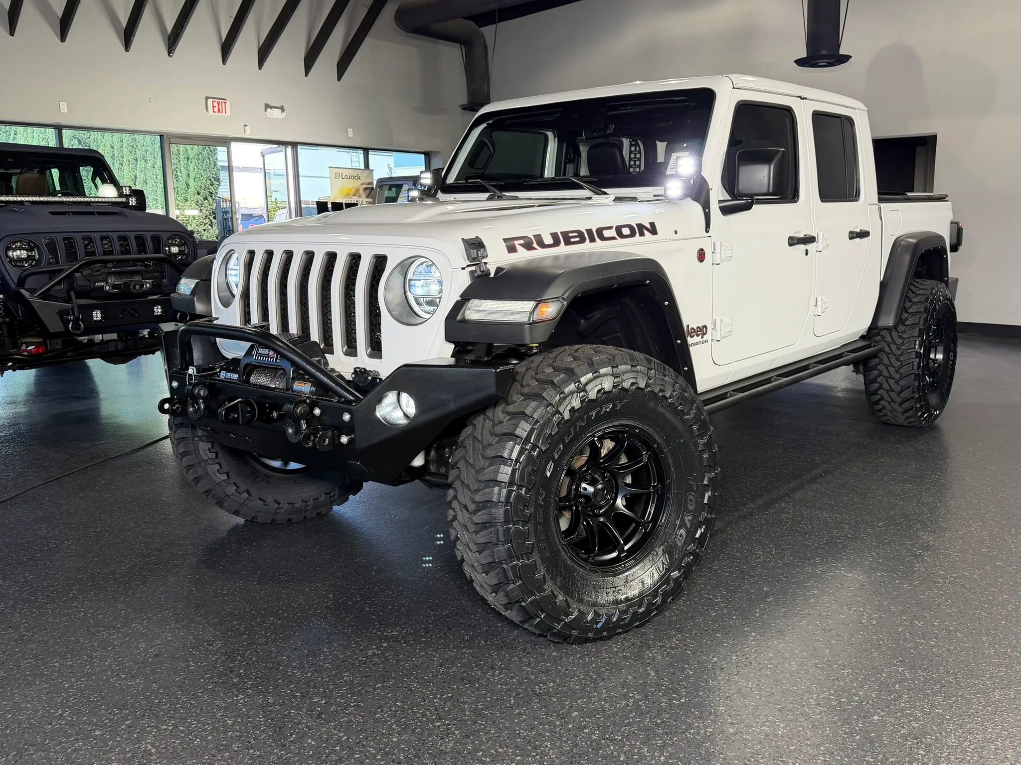 Used 2021 Jeep Gladiator Rubicon AWD/4WD image 34