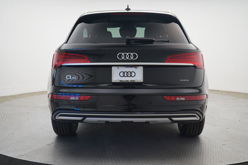 Used 2023 Audi Q5 2.0T Premium w/ Convenience Package image 4