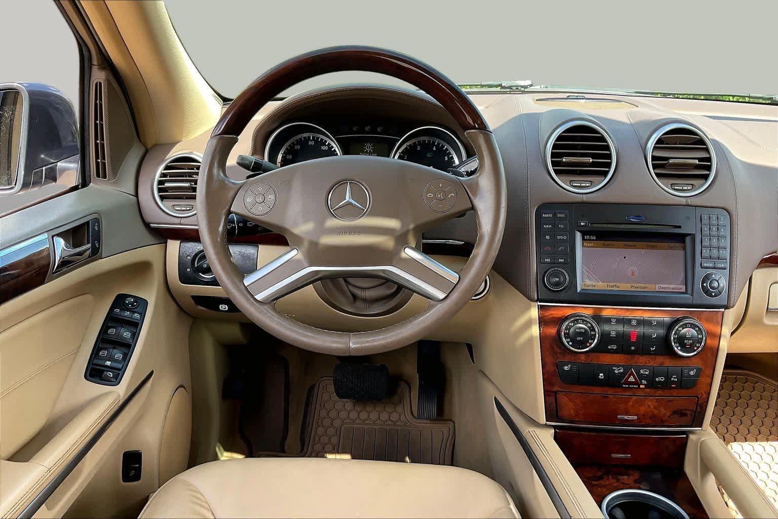 Used 2012 Mercedes-Benz GL 450 4MATIC image 5