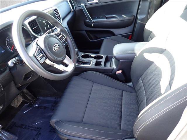 Used 2022 Kia Sportage LX AWD/4WD image 10