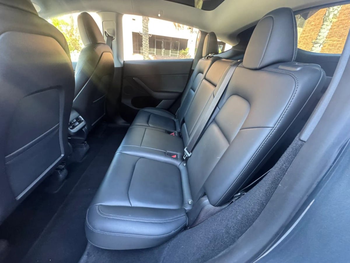 Used 2024 Tesla Model Y Long Range image 13