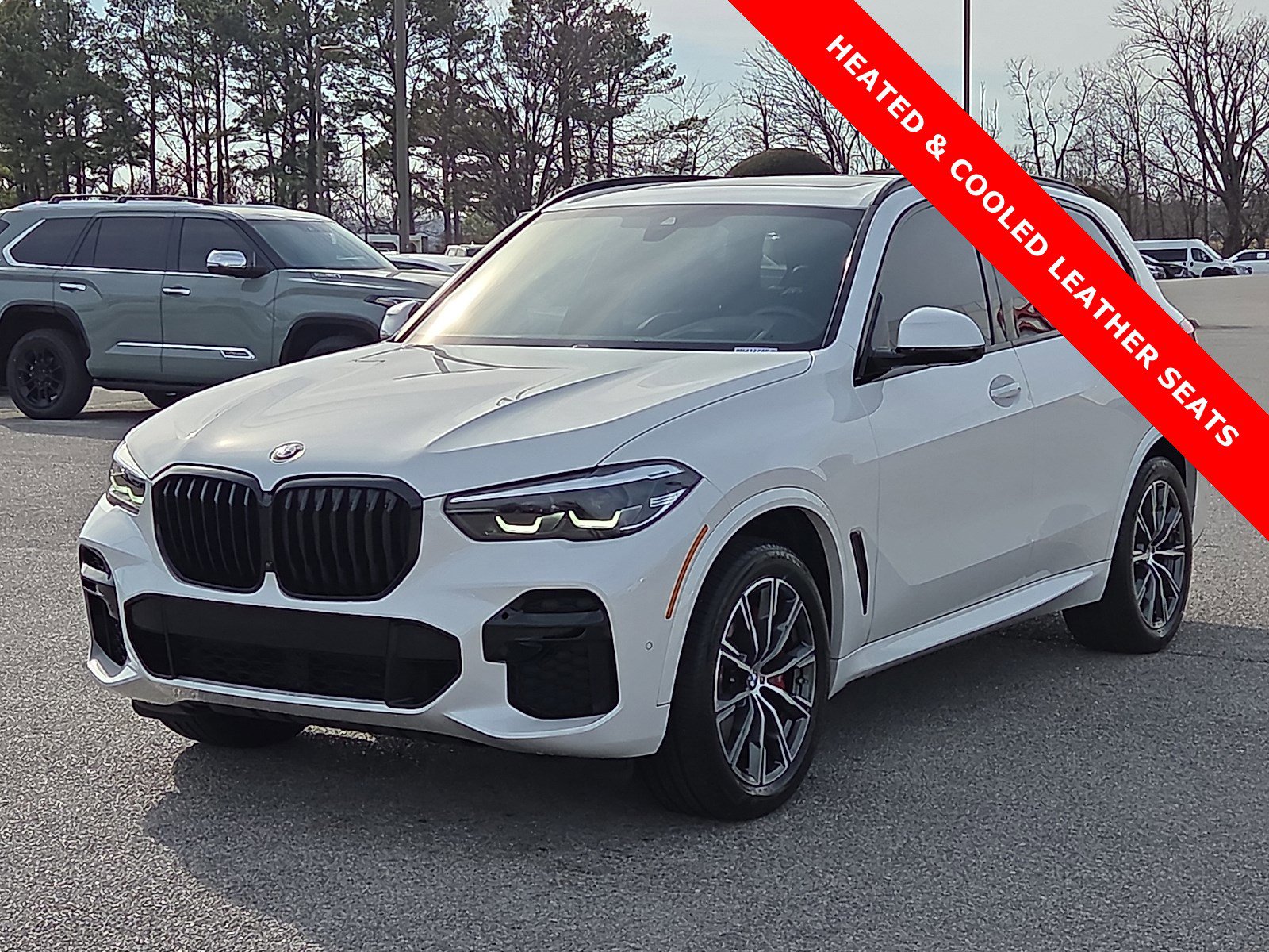 Used 2023 BMW X5 M50i w/ Climate Comfort Package image 2