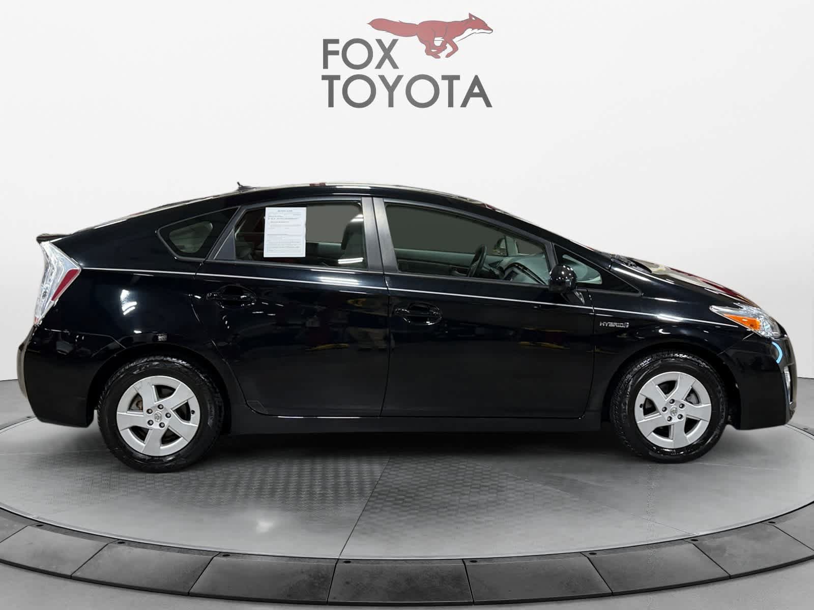 Used 2011 Toyota Prius Three w/ Navigation Pkg FWD image 7