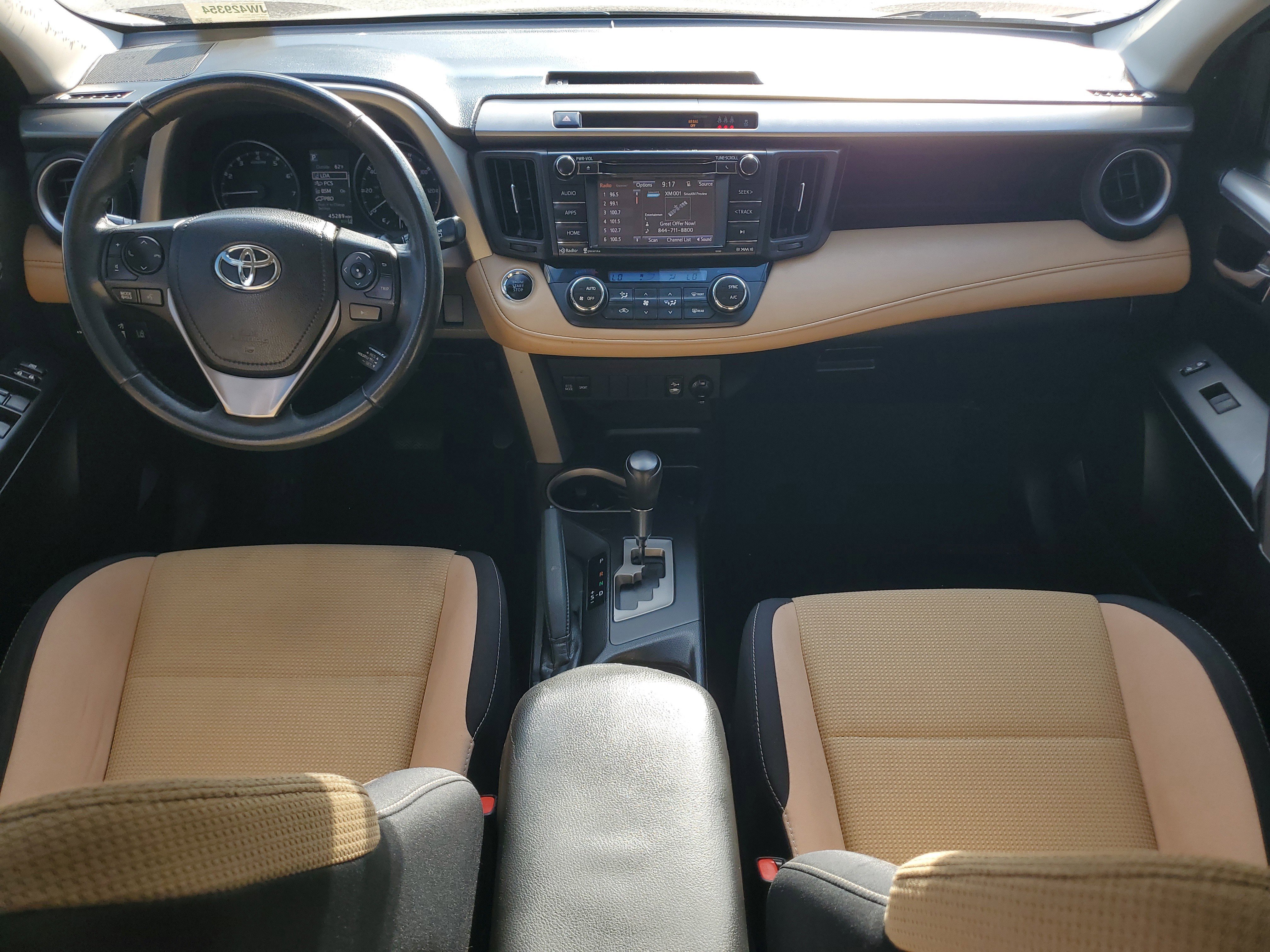 Used 2018 Toyota RAV4 XLE FWD image 15