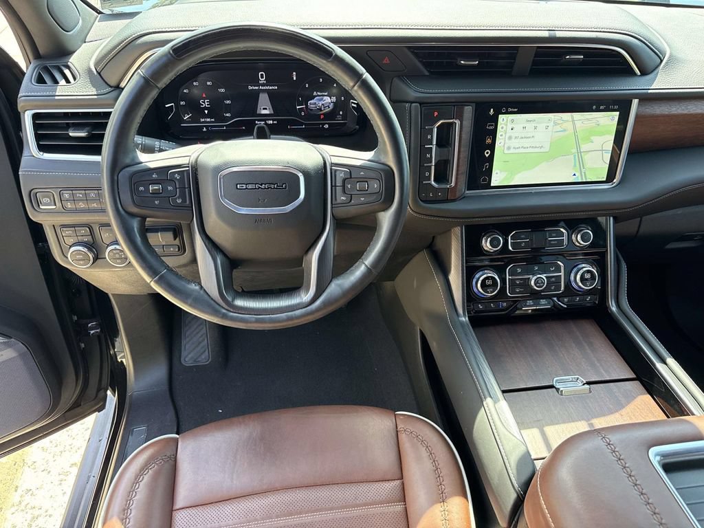 Used 2024 GMC Yukon Denali Ultimate AWD/4WD image 30