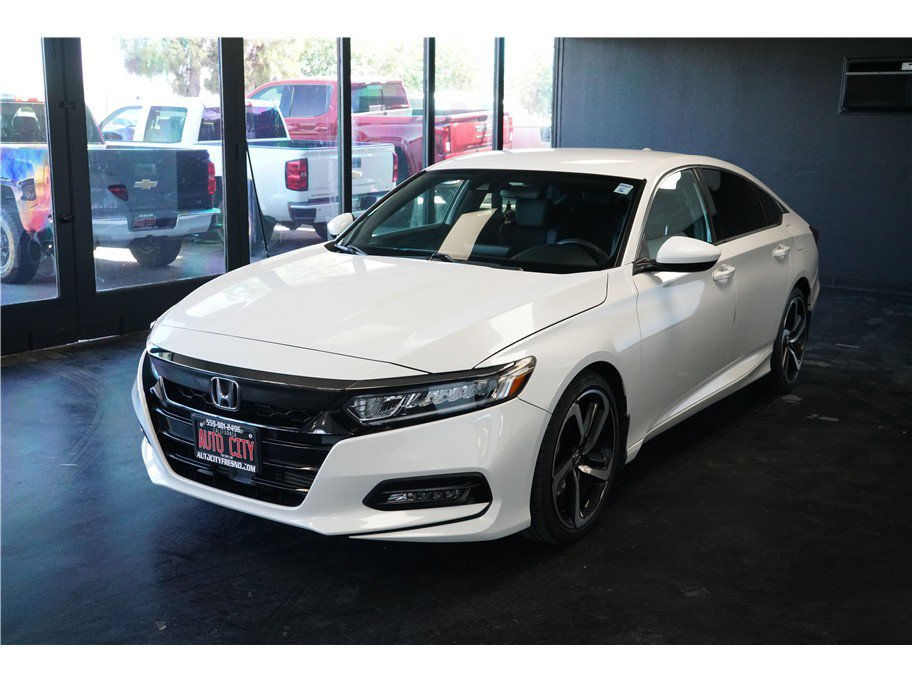 Used 2019 Honda Accord Sport image 3