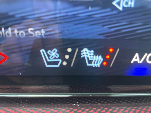 Used 2024 Chevrolet Traverse RS w/ LPO, Floor Liner Package image 29