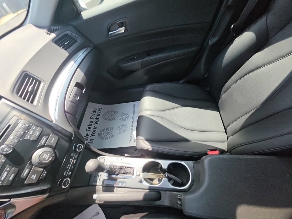 Used 2020 Acura ILX FWD image 23
