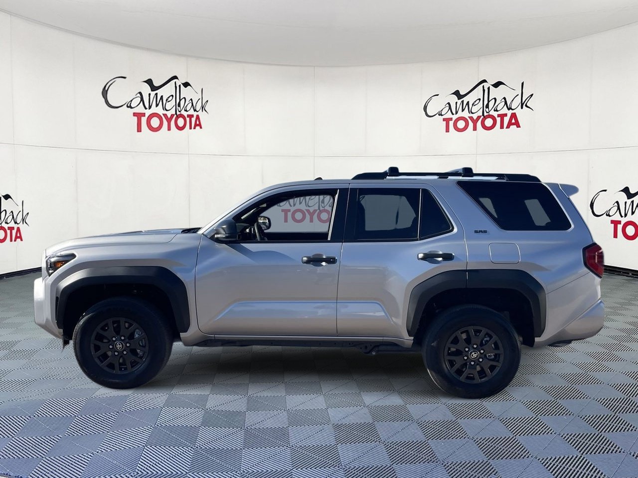 New 2026 Toyota 4Runner SR5 AWD/4WD image 5