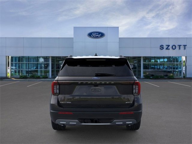 New 2025 Ford Explorer Active image 5
