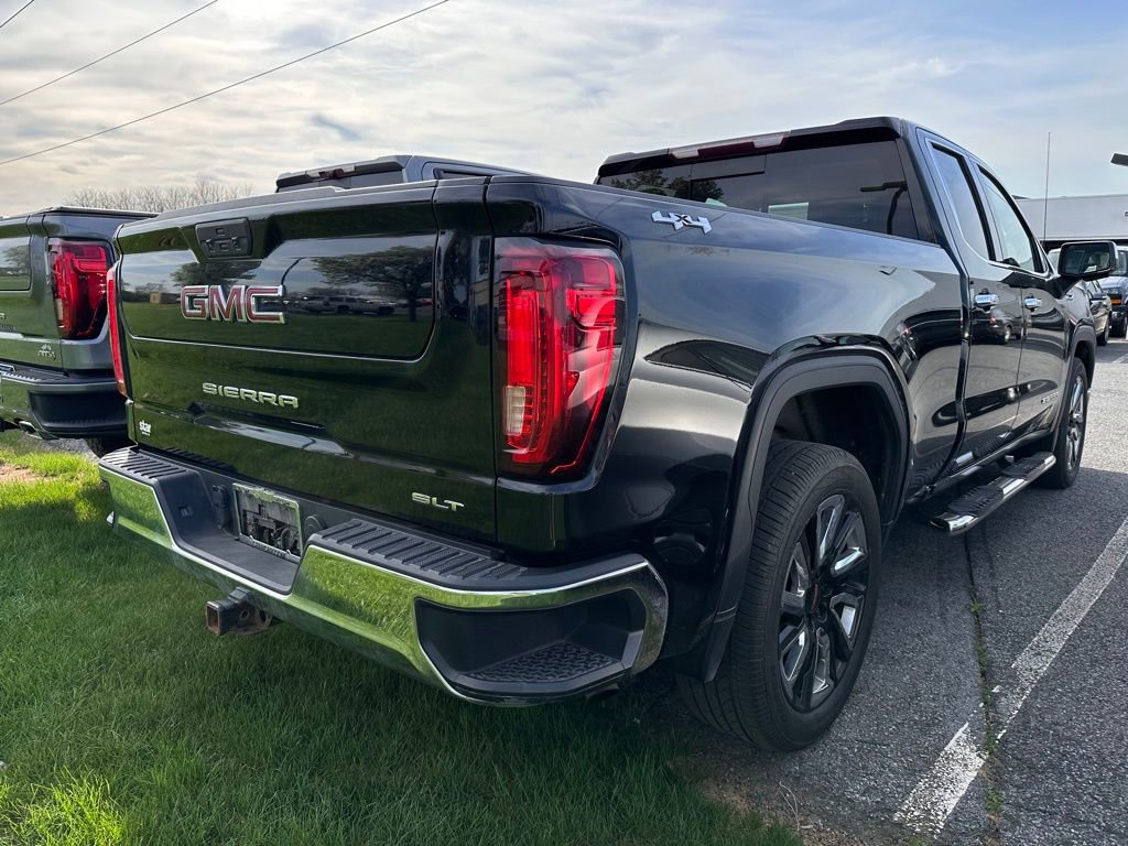 Used 2019 GMC Sierra 1500 SLT w/ SLT Convenience Package AWD/4WD image 4