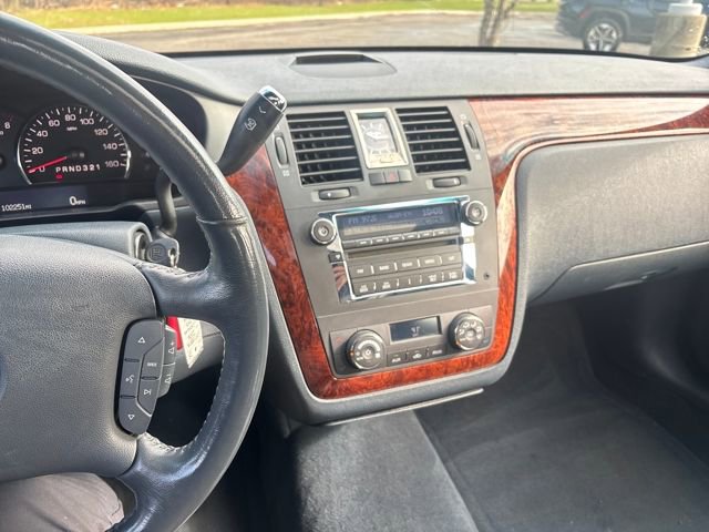 Used 2006 Cadillac DTS w/ Sun And Sound Package image 15