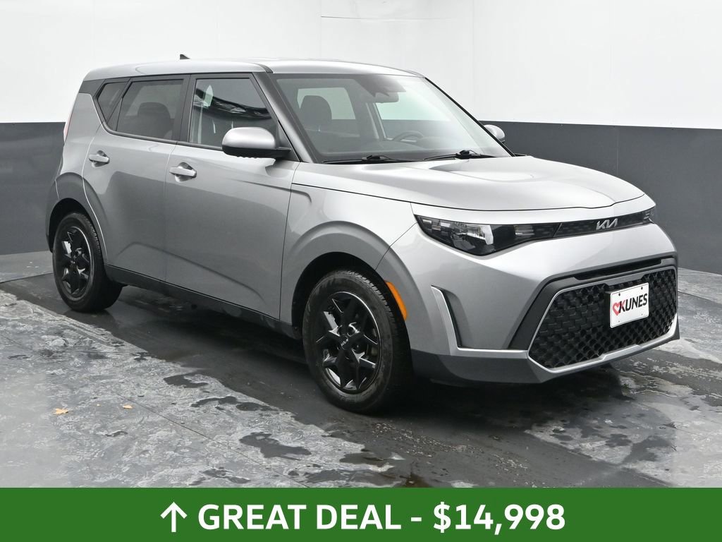 Used 2023 Kia Soul LX w/ Option Group 015 image 4