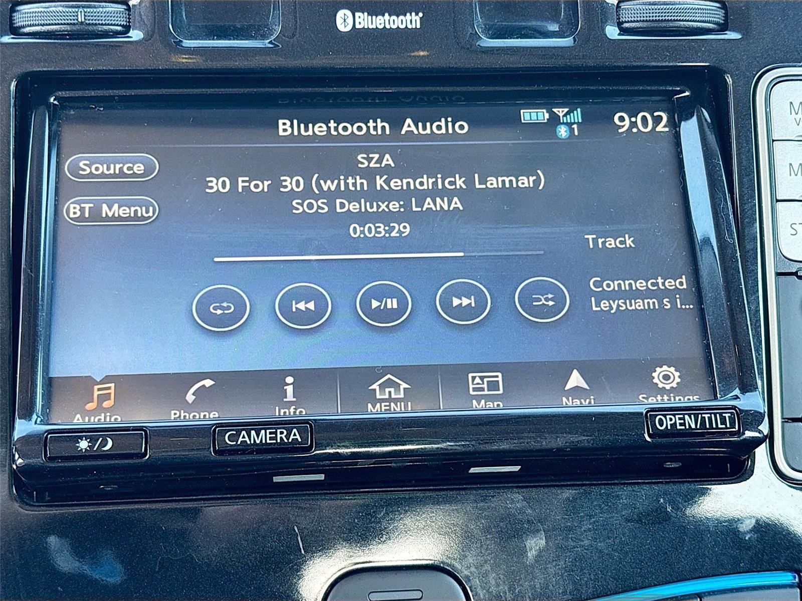 Used 2016 Nissan Leaf SV w/ Premium Package image 15