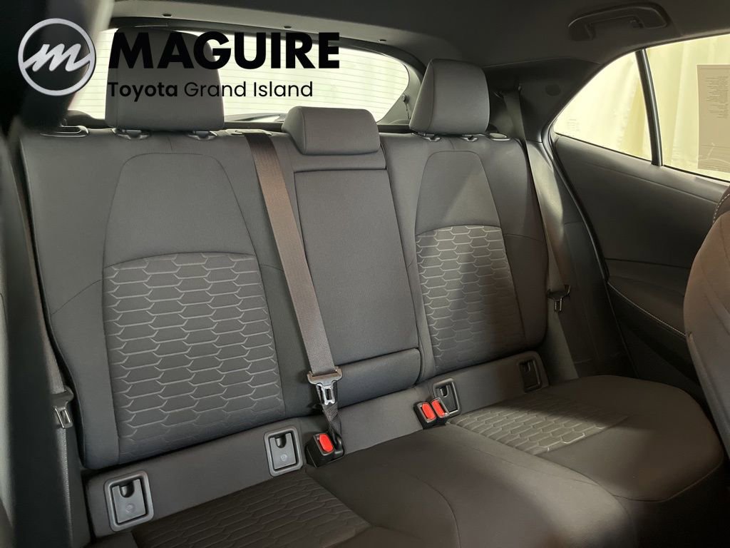 Used 2021 Toyota Corolla SE w/ SE Preferred Package image 34