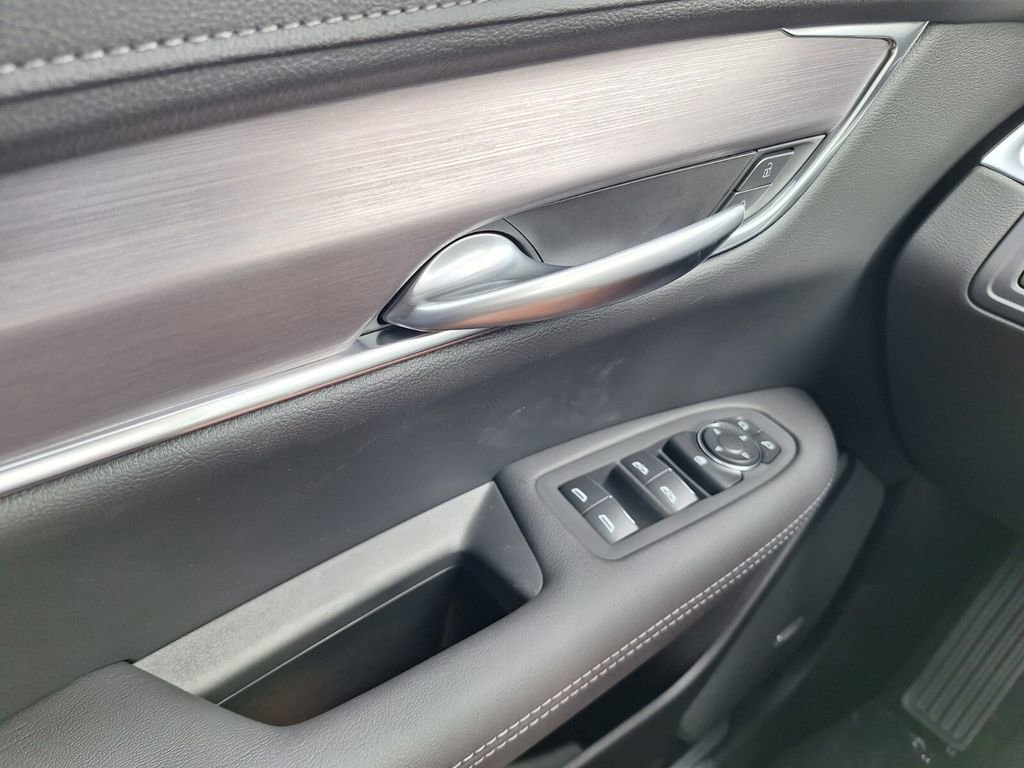 New 2026 Cadillac XT5 Luxury w/ LPO, Floor Liner Package image 16