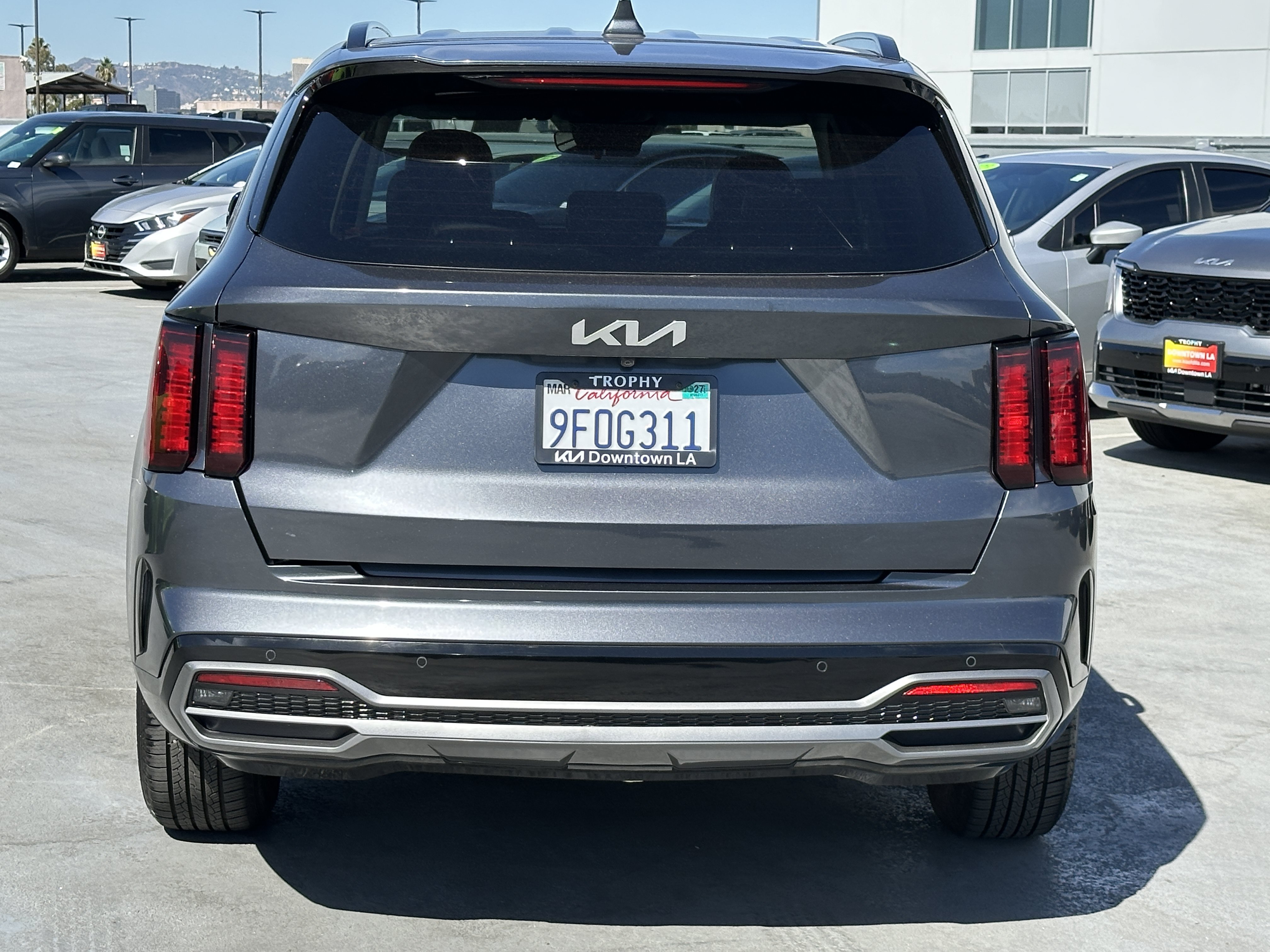 Certified 2023 Kia Sorento S FWD image 6
