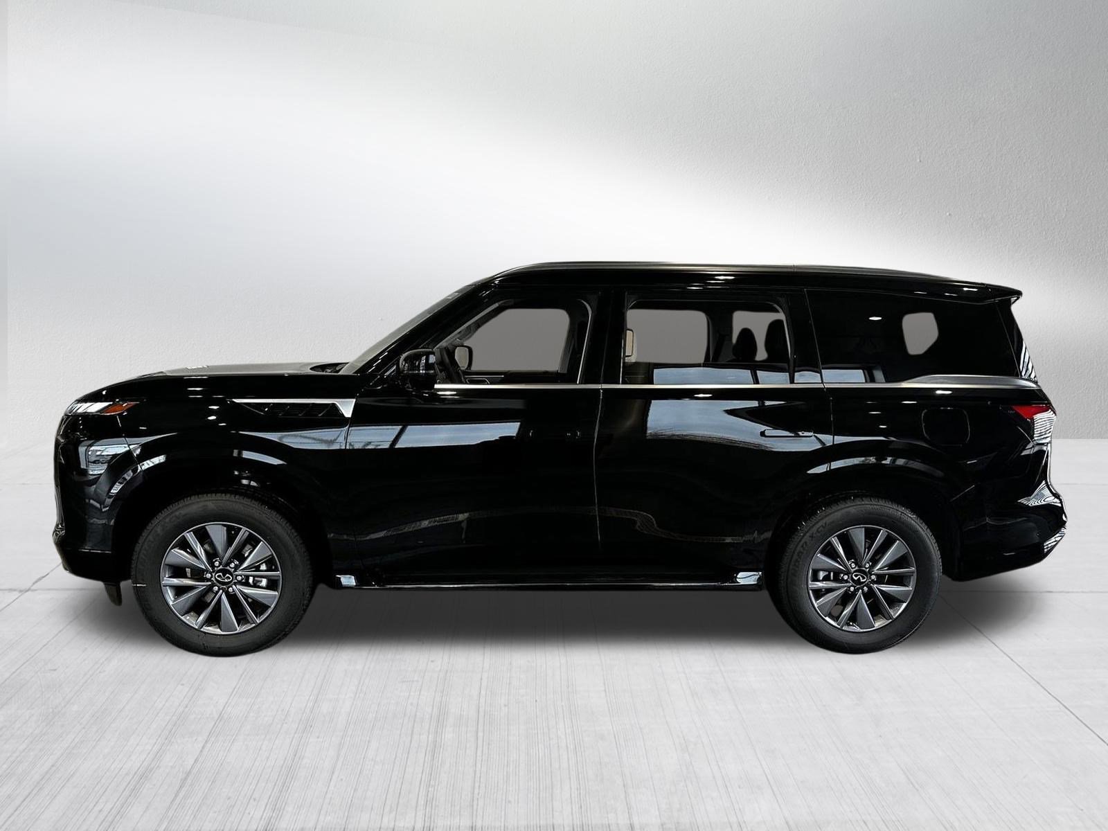 New 2025 INFINITI QX80 Pure image 2
