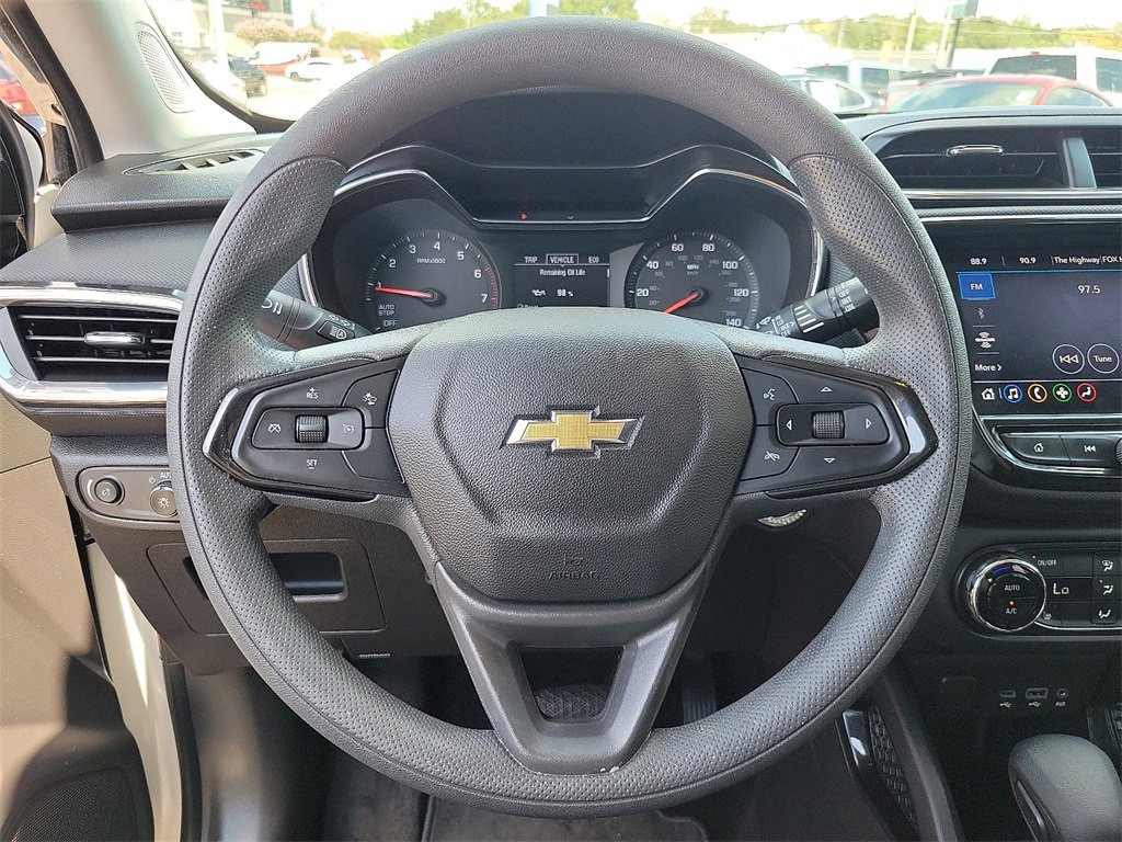 Used 2023 Chevrolet TrailBlazer LT w/ Convenience Package image 19