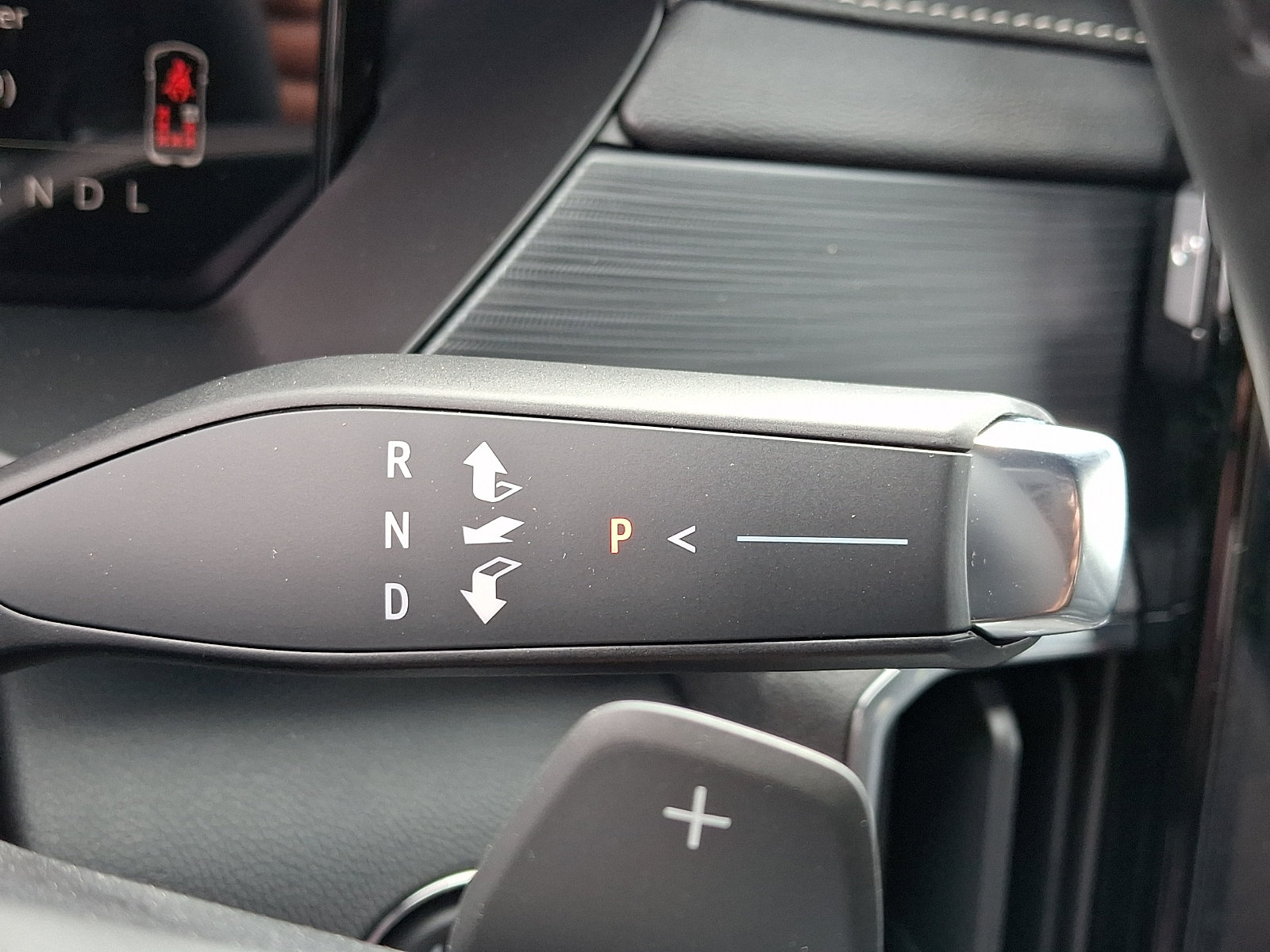 New 2026 GMC Acadia Elevation w/ Elevation Premium Package AWD/4WD image 8