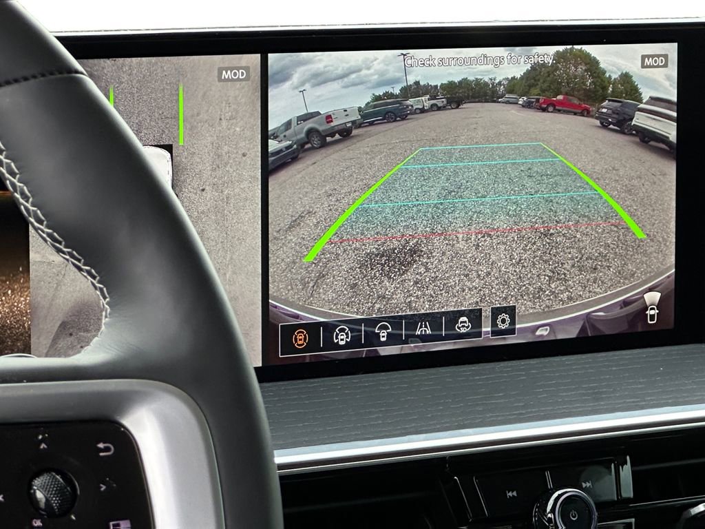 Used 2025 INFINITI QX80 Sensory AWD/4WD image 15