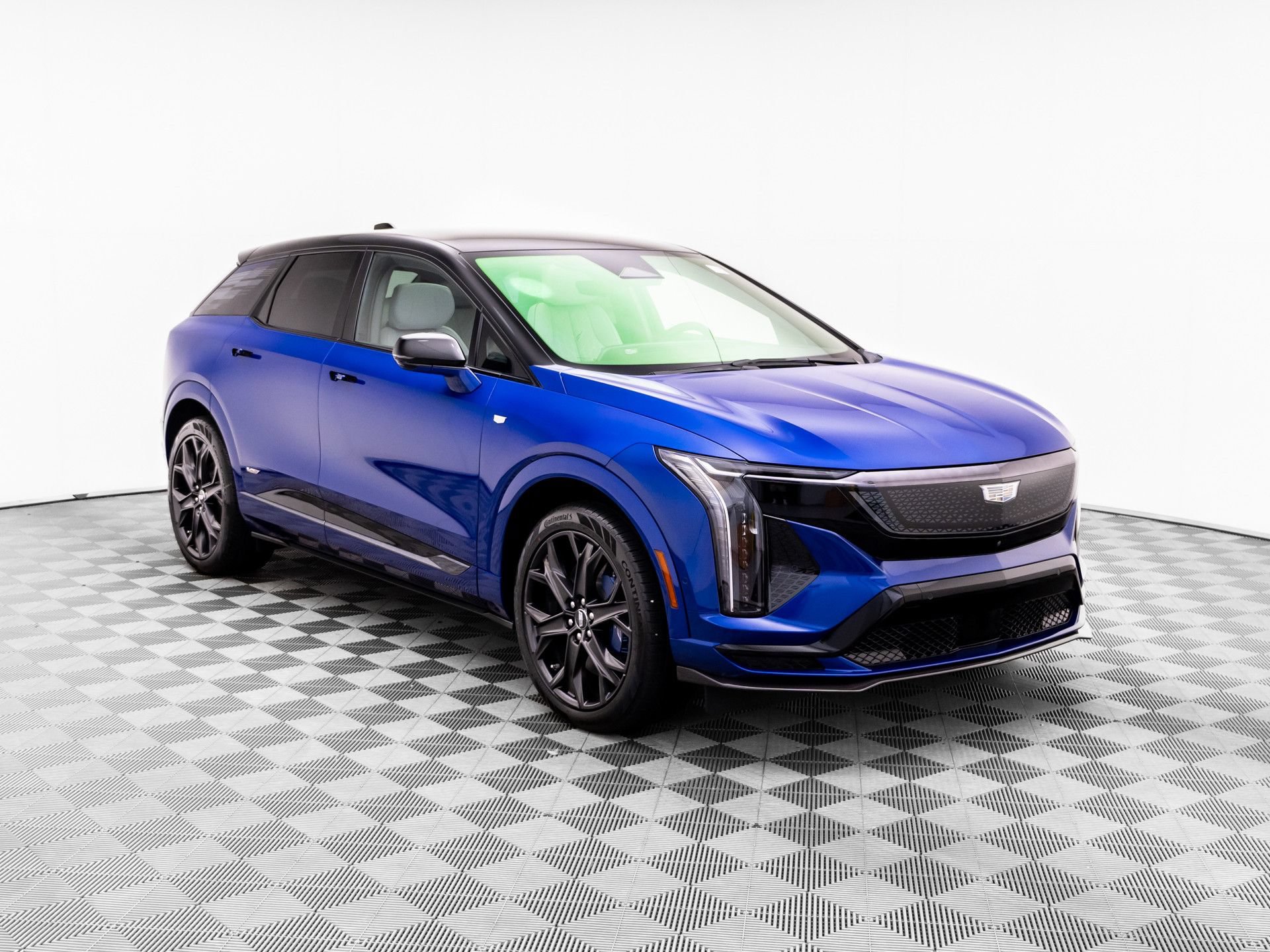 New 2027 Cadillac Optiq V w/ Deep Ocean Design Edition AWD/4WD image 7