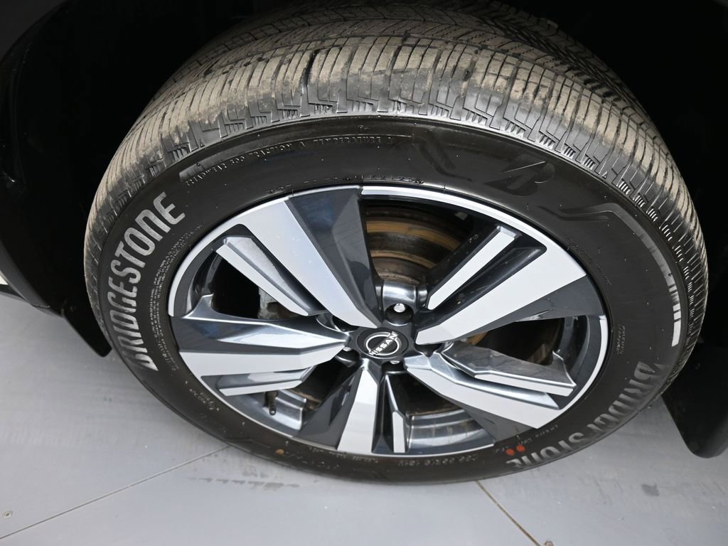 Used 2023 Nissan Rogue SL w/ SL Premium Package image 14