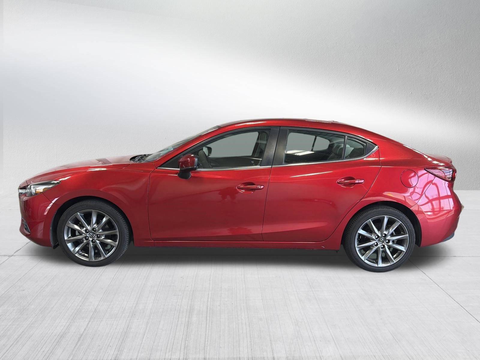 Used 2018 MAZDA MAZDA3 Grand Touring FWD image 4