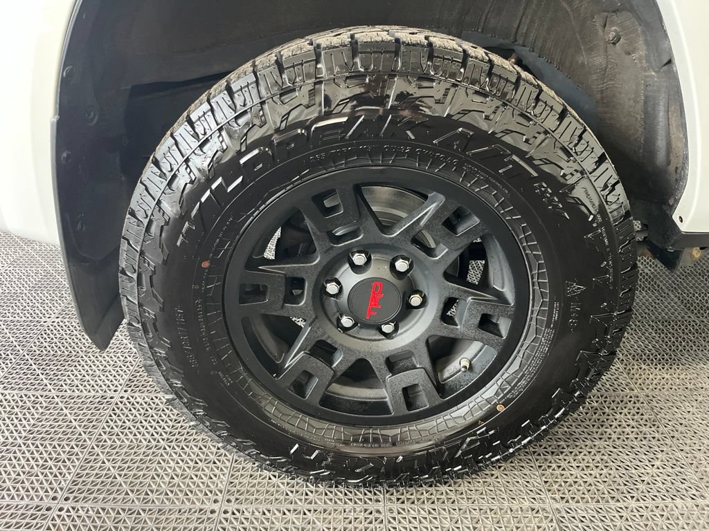 Used 2021 Toyota 4Runner SR5 Premium w/ Moonroof Package AWD/4WD image 27