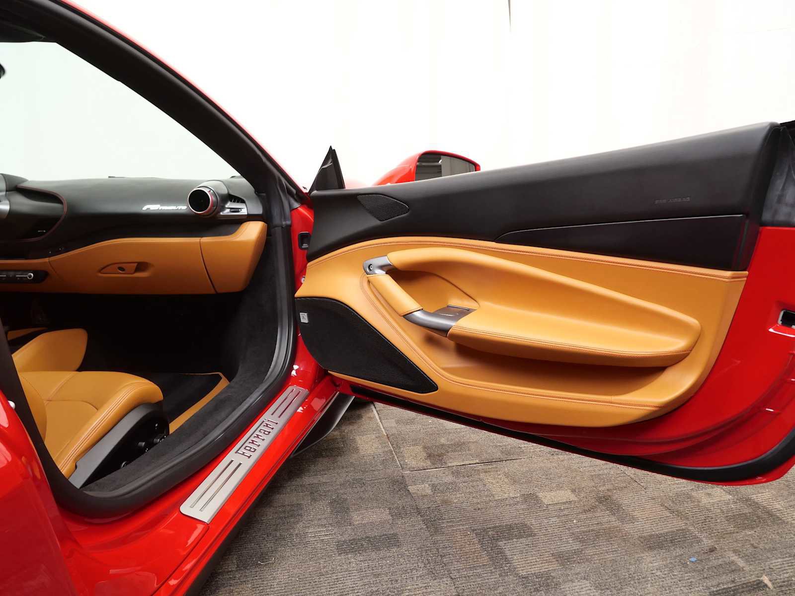 Certified 2020 Ferrari F8 Tributo image 12