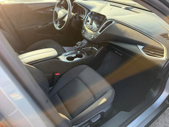 Used 2024 Chevrolet Malibu LT FWD image 10