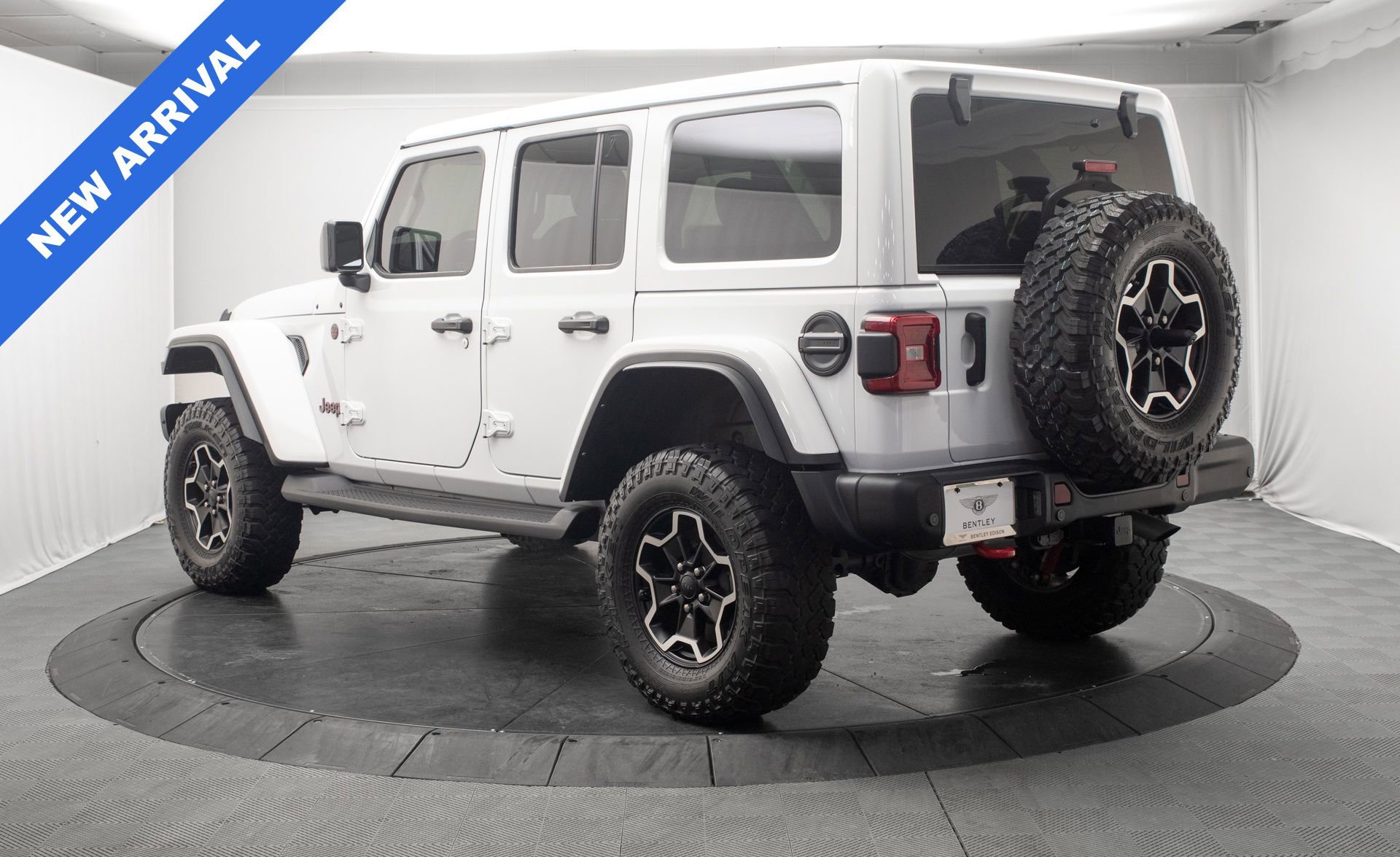 Used 2024 Jeep Wrangler Unlimited Rubicon image 6