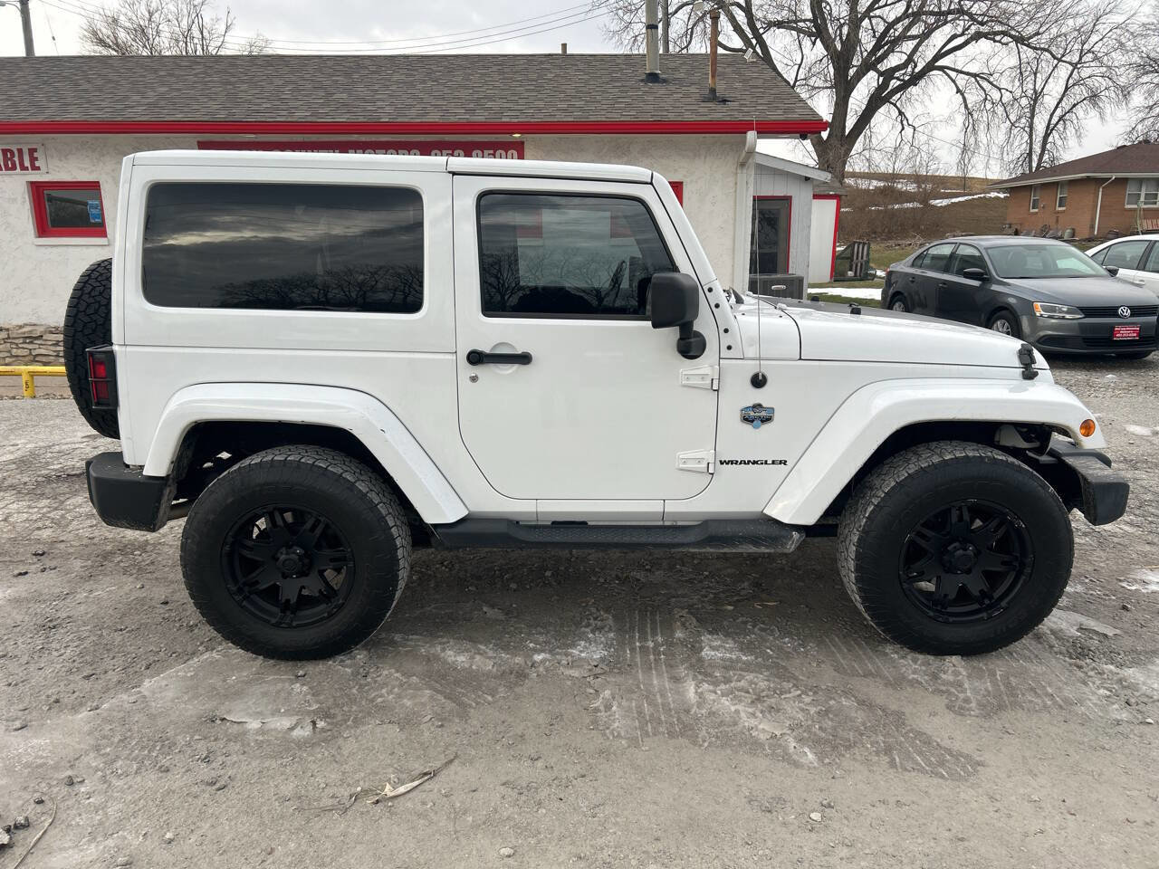 Used 2012 Jeep Wrangler Sahara image 2