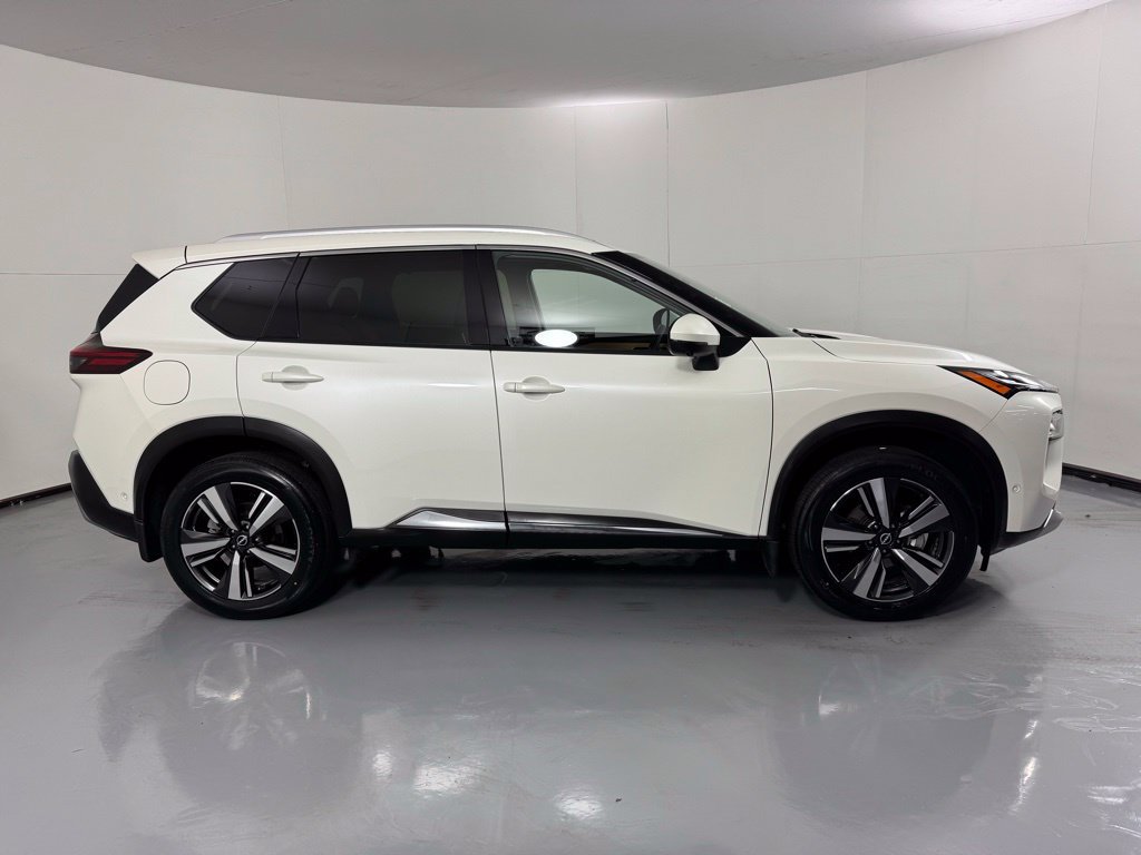 Used 2023 Nissan Rogue Platinum w/ Platinum Premium Package AWD/4WD image 7