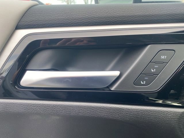 New 2025 Mitsubishi Outlander SEL image 19