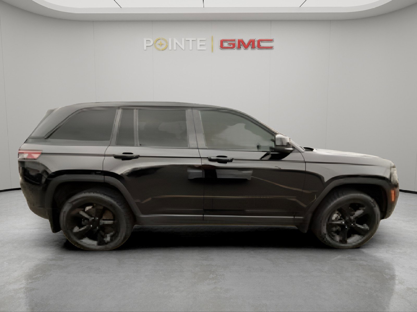 Used 2022 Jeep Grand Cherokee Altitude image 10