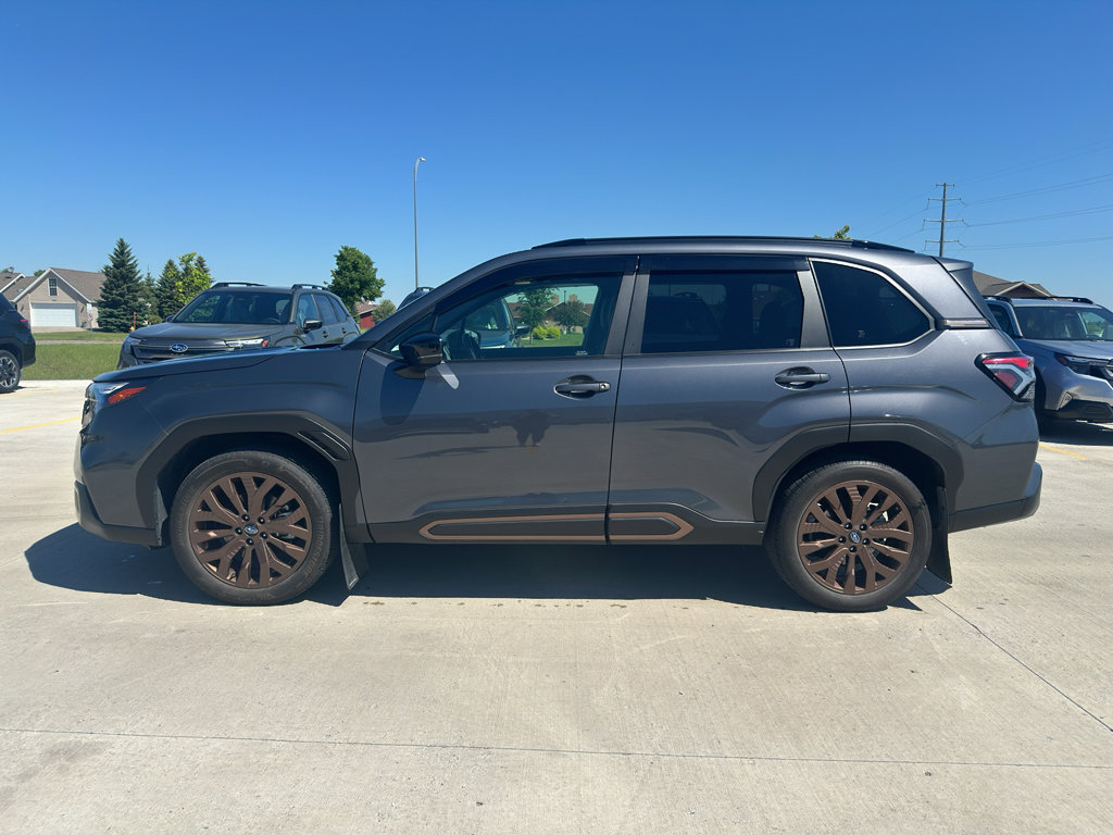 Used 2025 Subaru Forester Sport AWD/4WD image 1