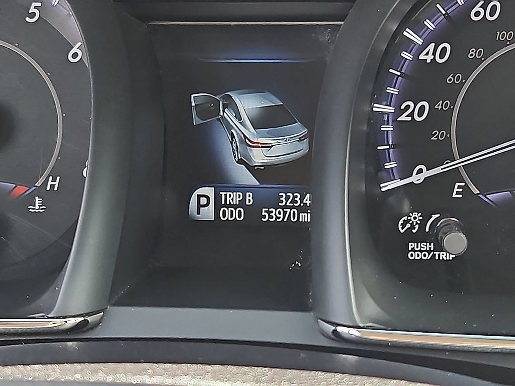 Used 2016 Toyota Avalon XLE Premium FWD image 28
