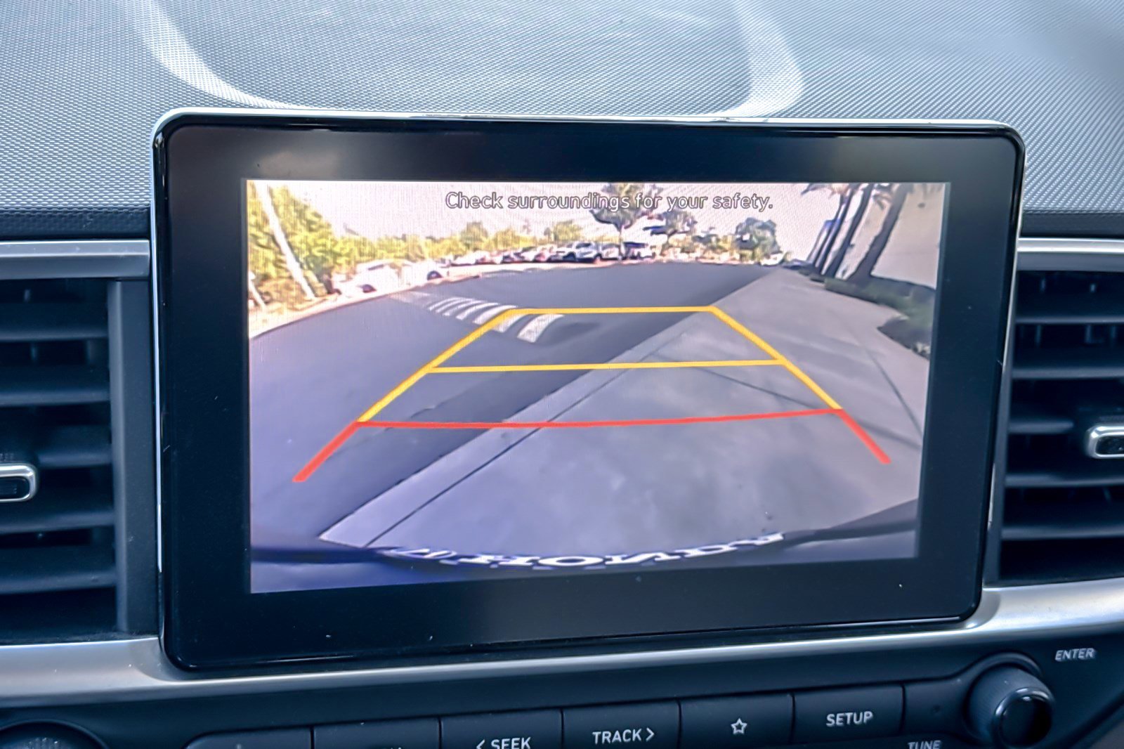 Used 2021 Hyundai Venue SEL FWD image 23