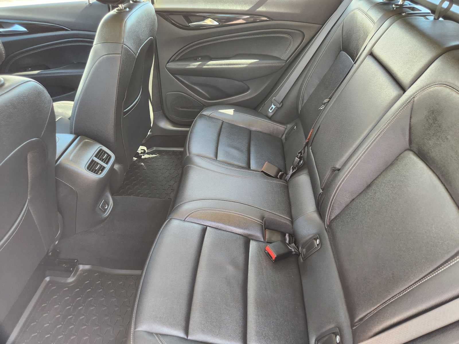 Used 2019 Buick Regal Essence w/ Driver Confidence Package I AWD/4WD image 10