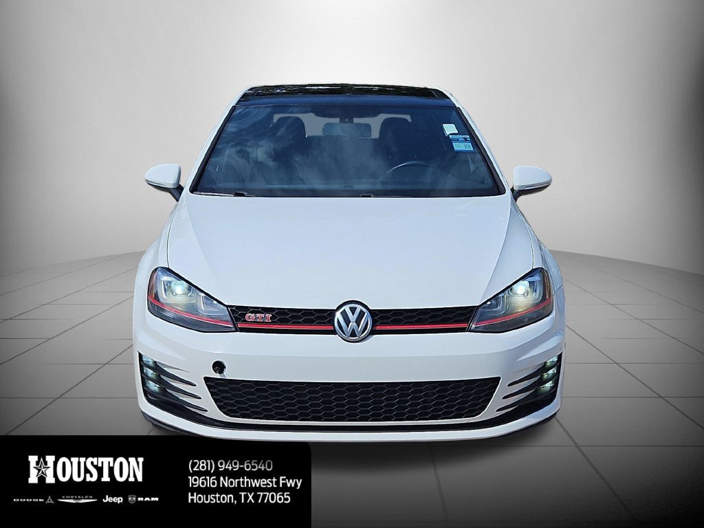 Used 2017 Volkswagen GTI SE FWD image 10